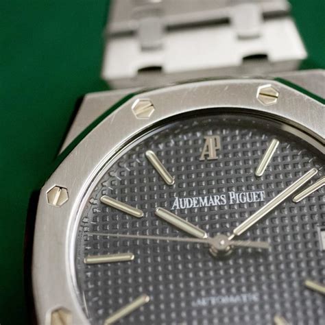 14790 audemars piguet mid size